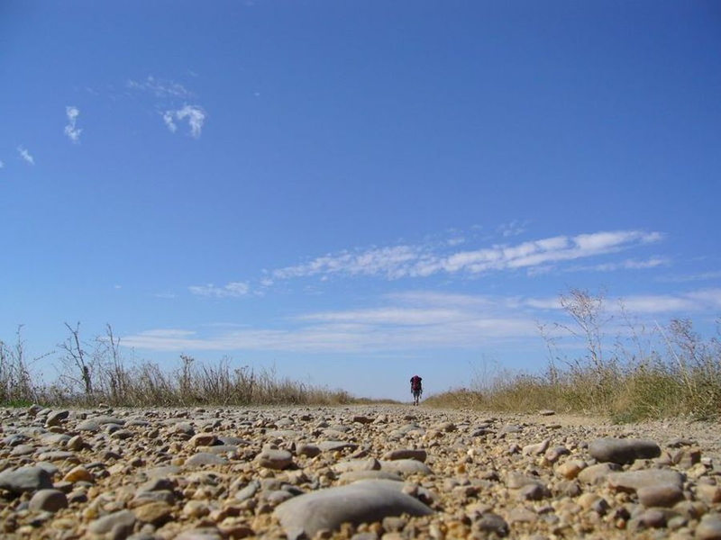 Les cailloux sont parfois très présents. Chacun son Chemin, n'est-ce pas... - 032.JPG 032.JPG