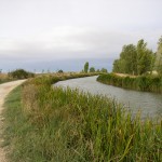 Départ matinal le long du canal